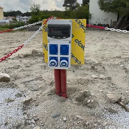 Adria Kemping Golem (Tirana)
